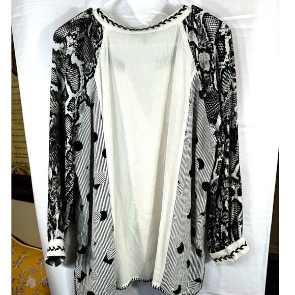 John Mark Geometric Embroidered Black White Lace Boho Blouse Flounce Sleeve M - Picture 4 of 11